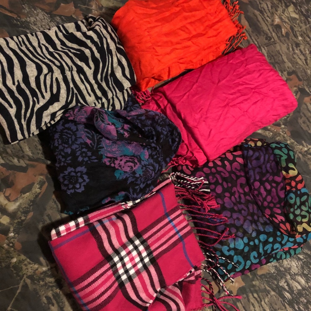 Lot of 6 scarves Euc
